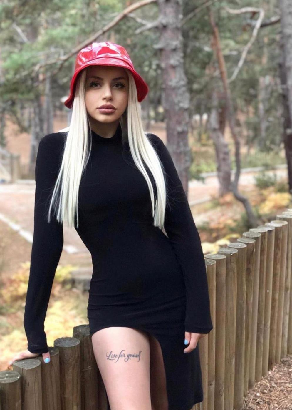 Ela Beyoğlu Escort Bayan Beyoğlu Escort Ela Fotoğrafı (3)